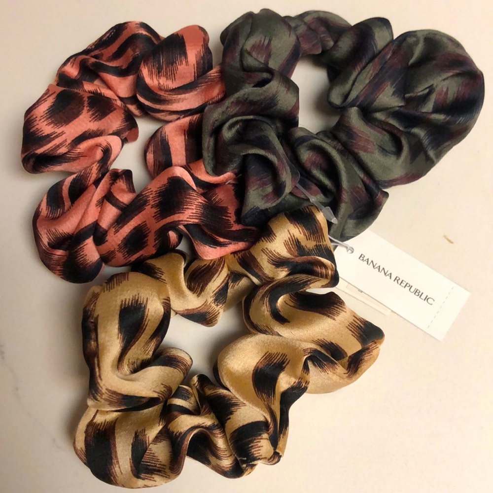 Banana Republic Scrunchies
